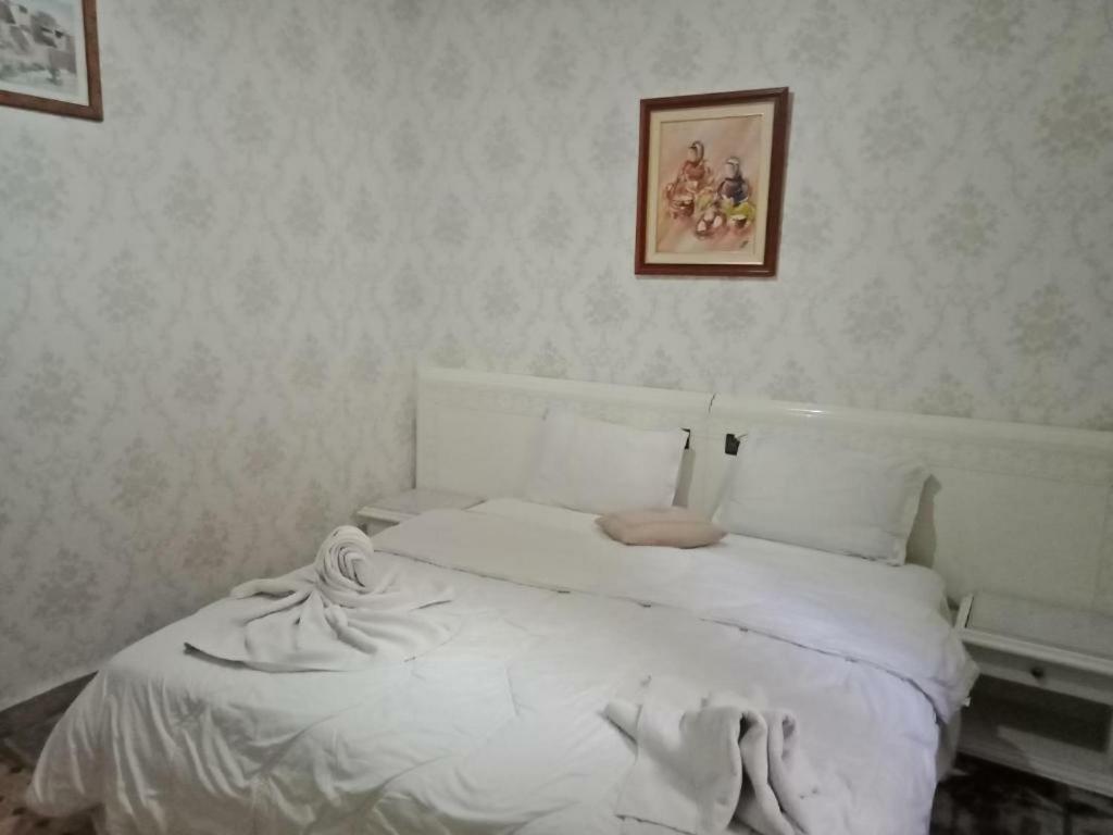 Riad Tamazouzte Guest house *